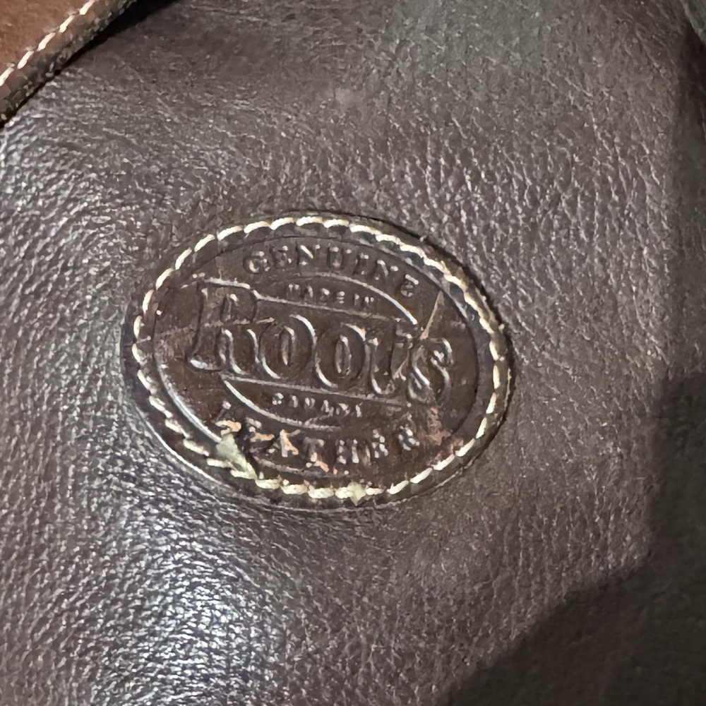 🪅 Vintage Roots 1980’s Genuine Leather Knapsack Backpack – Made in Canada🪅 - Picture 10 of 14